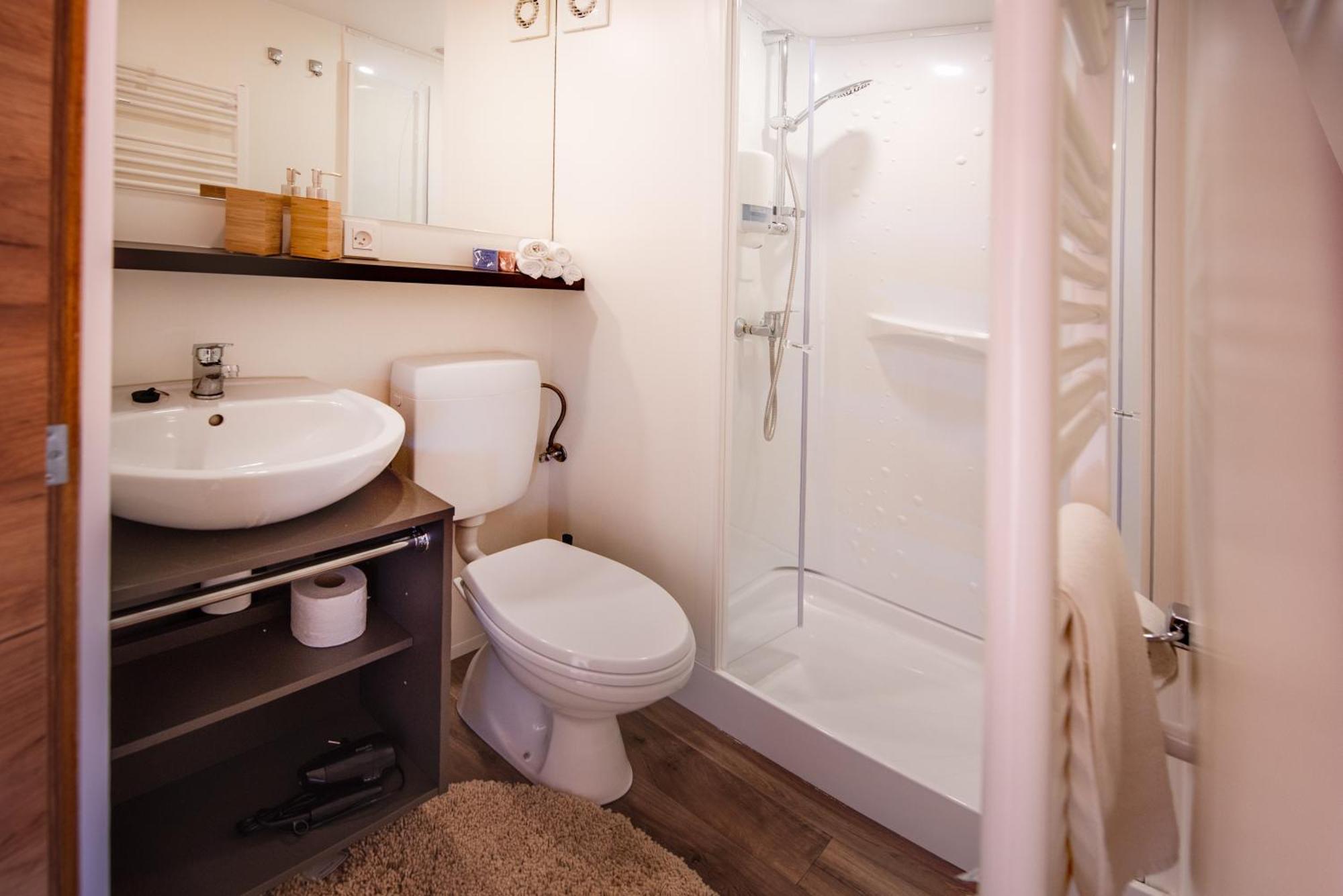 Forrest Glamping Hotel Banska Stiavnica Bagian luar foto