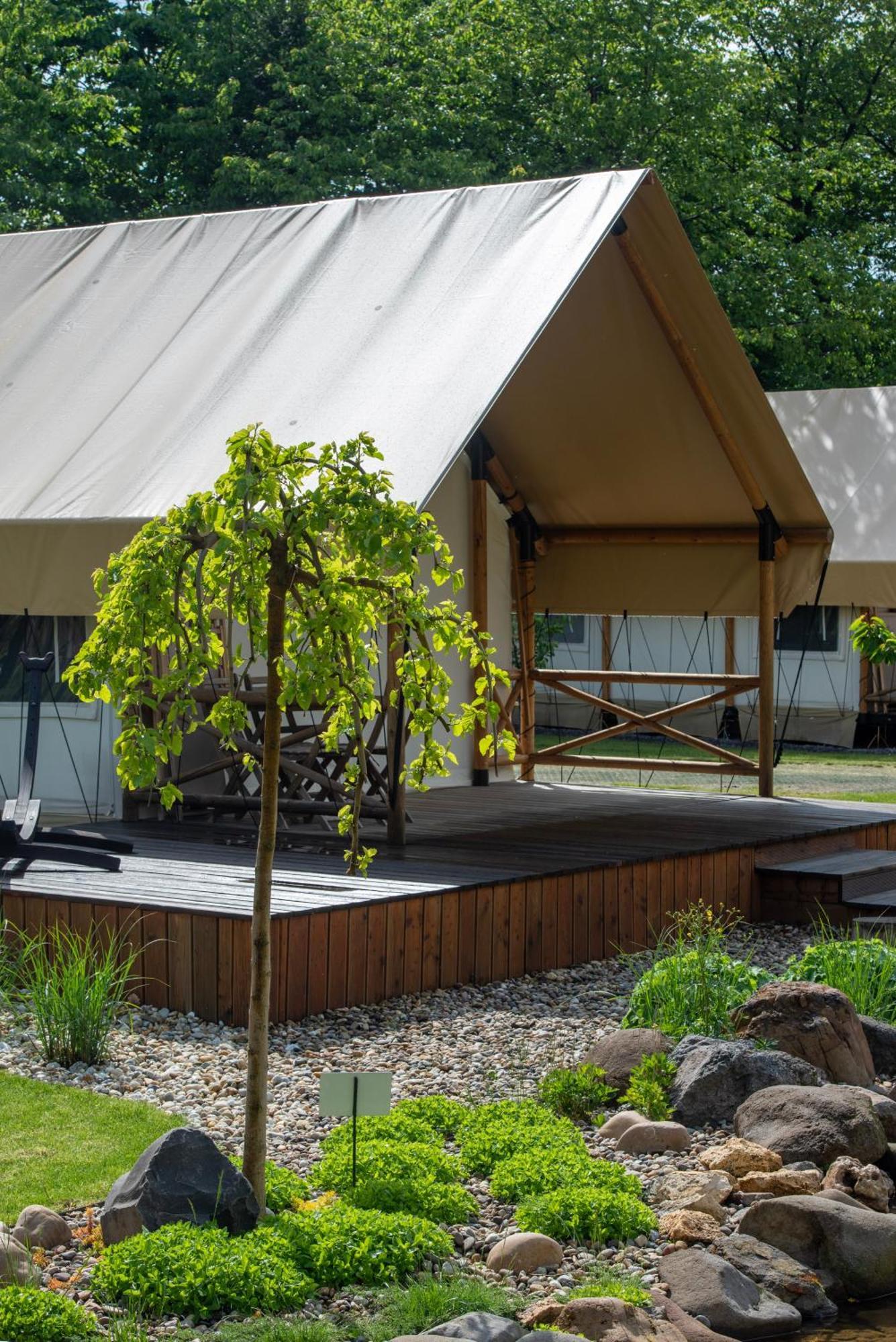 Forrest Glamping Hotel Banska Stiavnica Bagian luar foto