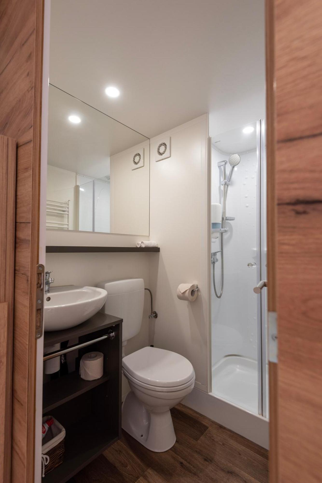 Forrest Glamping Hotel Banska Stiavnica Bagian luar foto