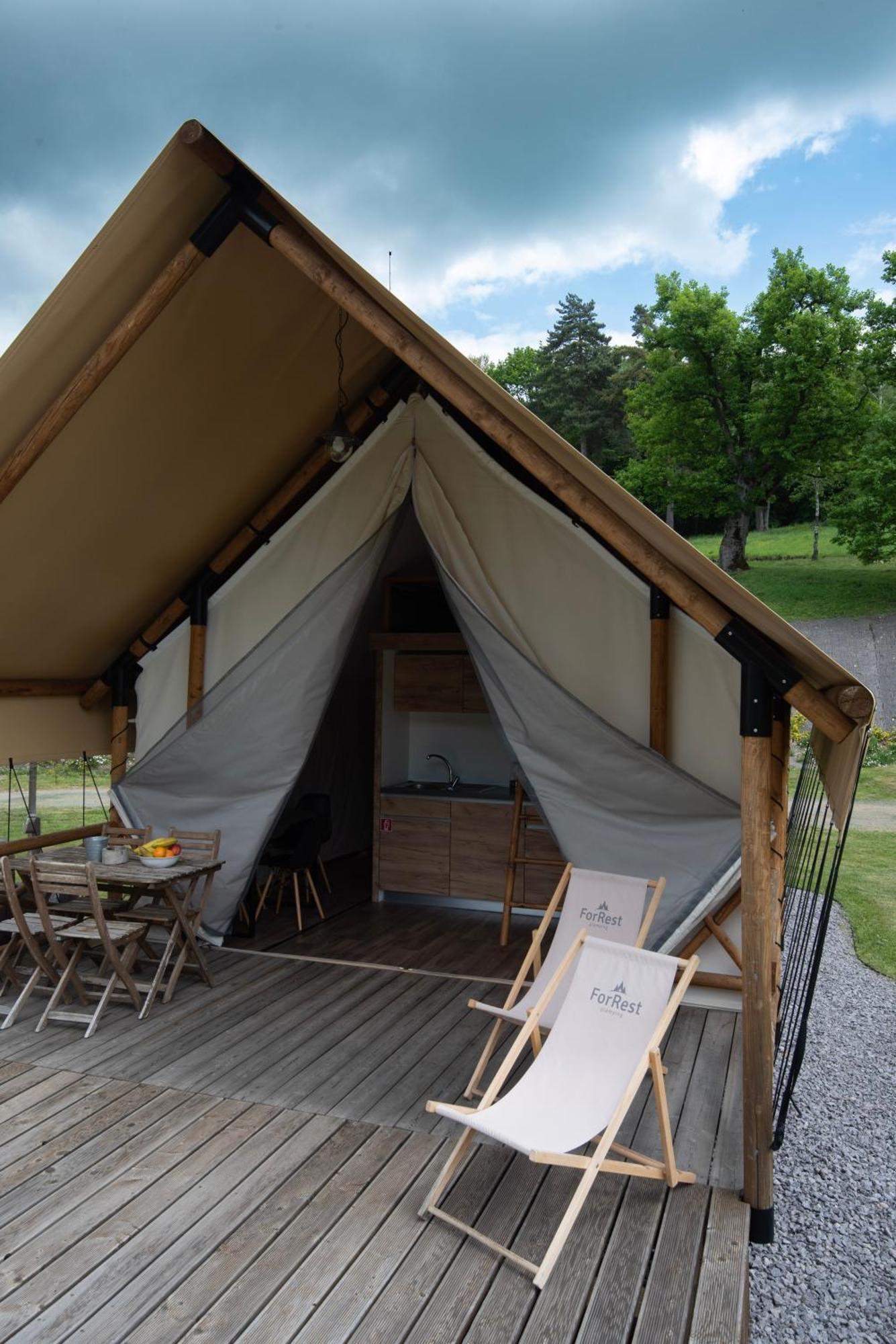 Forrest Glamping Hotel Banska Stiavnica Bagian luar foto