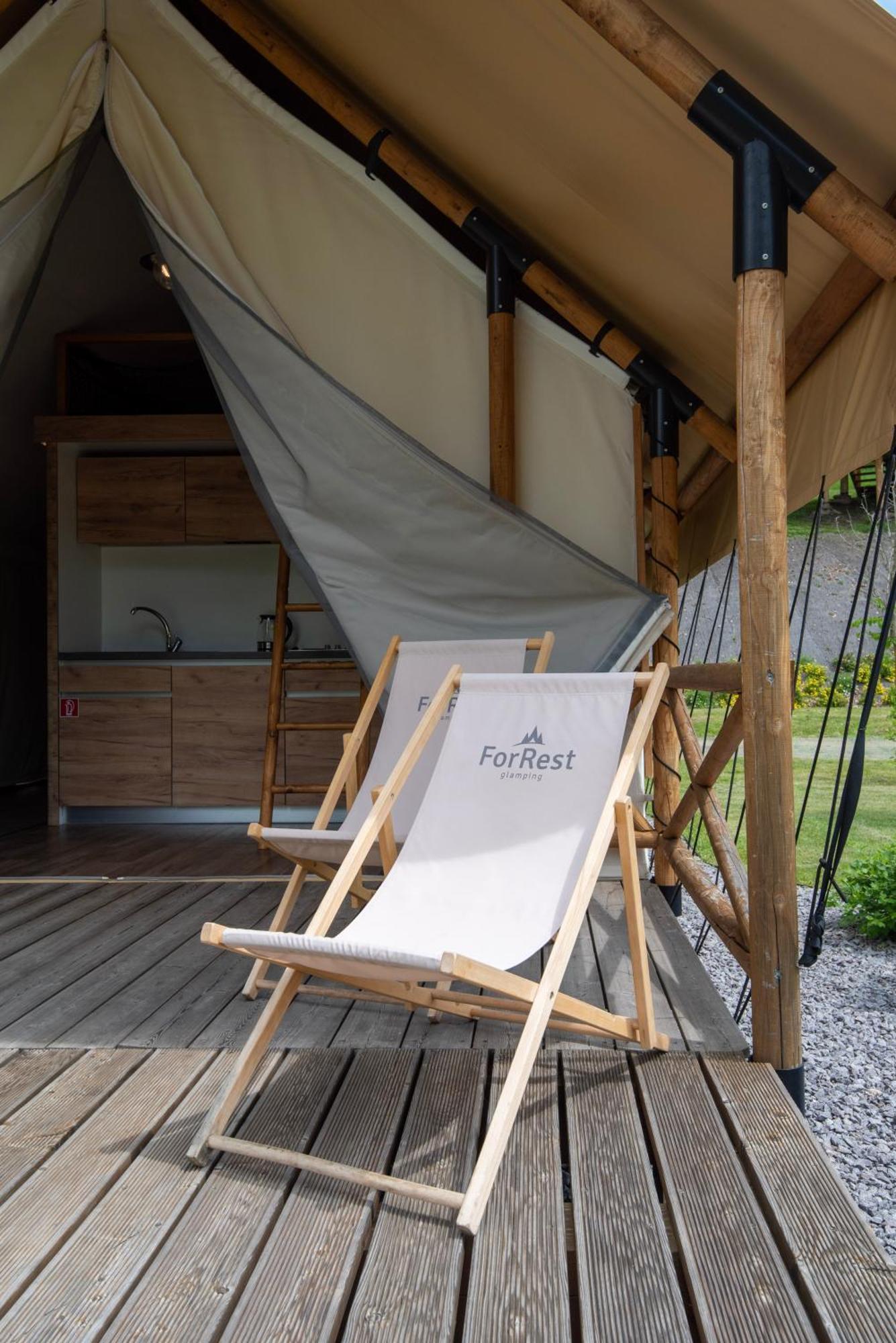 Forrest Glamping Hotel Banska Stiavnica Bagian luar foto