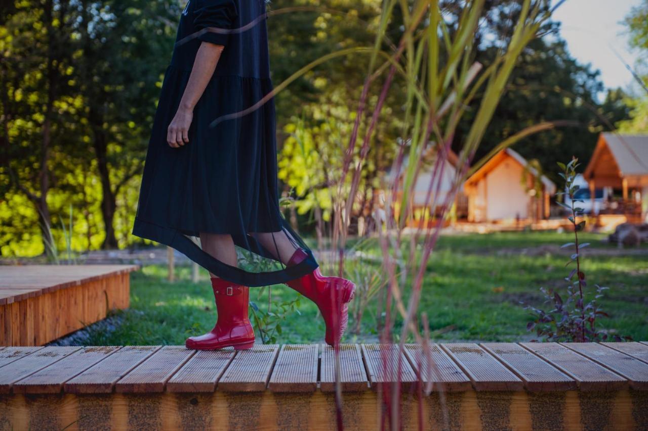 Forrest Glamping Hotel Banska Stiavnica Bagian luar foto